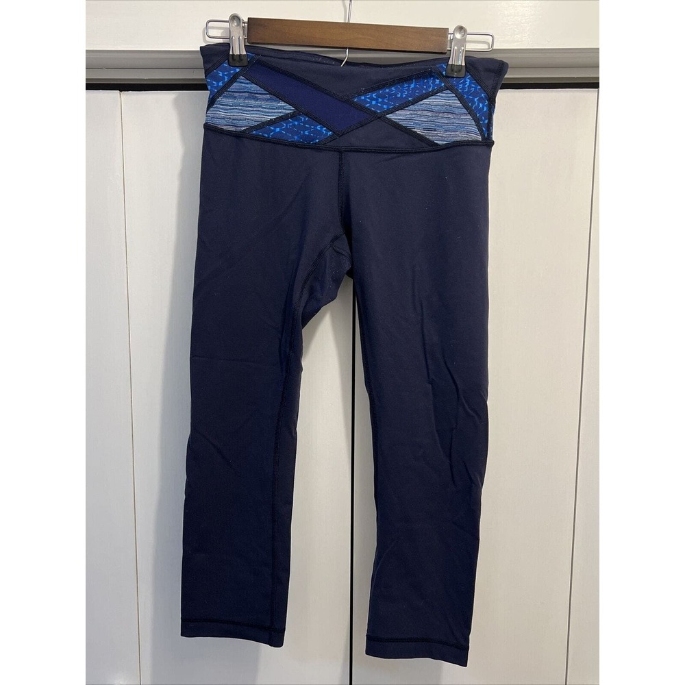 Lululemon Short Leggings Womens Size 6 Blue Below‎ Knee Ruched Cropped USED